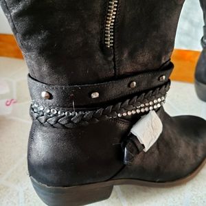NIB knee high boots 8.5 wide calf